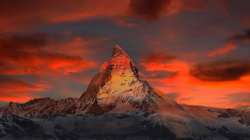 Snowy Mountains Retreat